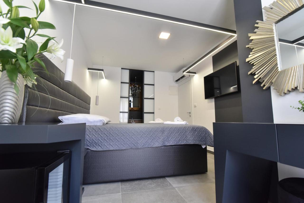 Mono Old Town Rooms With Breakfast - Ae1109 Zadar Bagian luar foto