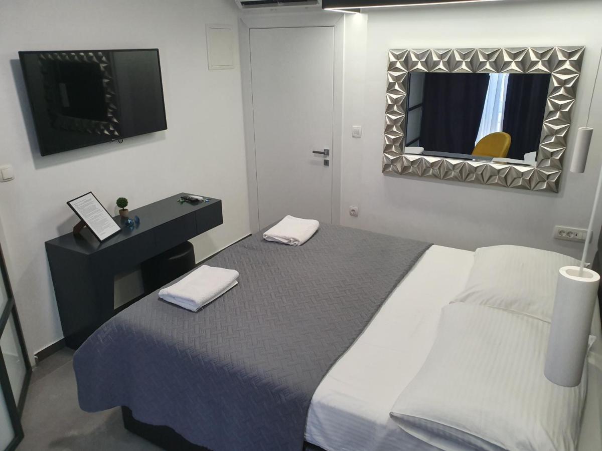 Mono Old Town Rooms With Breakfast - Ae1109 Zadar Ruang foto
